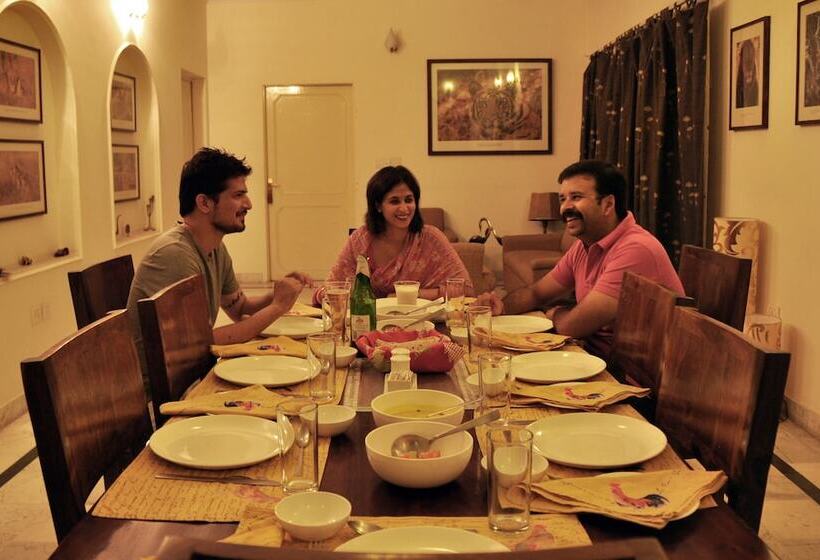 בית מלון כפרי Pratap Bhawan Homestay