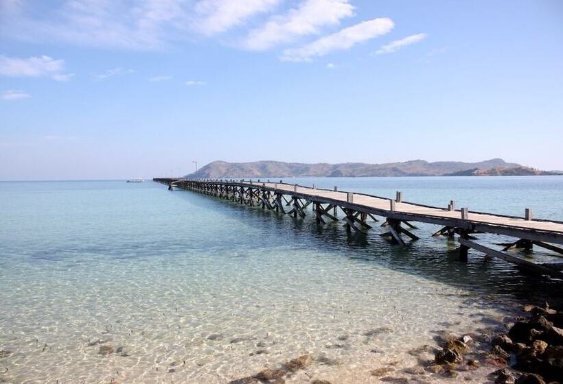 هتل Puri Komodo Resort