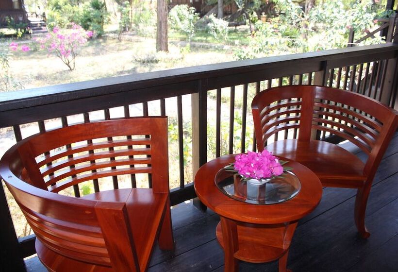 酒店 Puri Komodo Resort