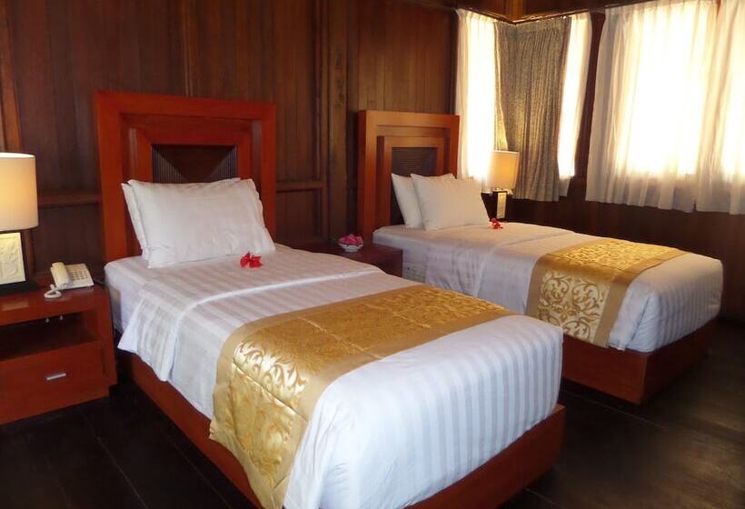 فندق Puri Komodo Resort