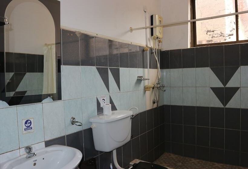 فندق Radach Lodge & Conference Centre