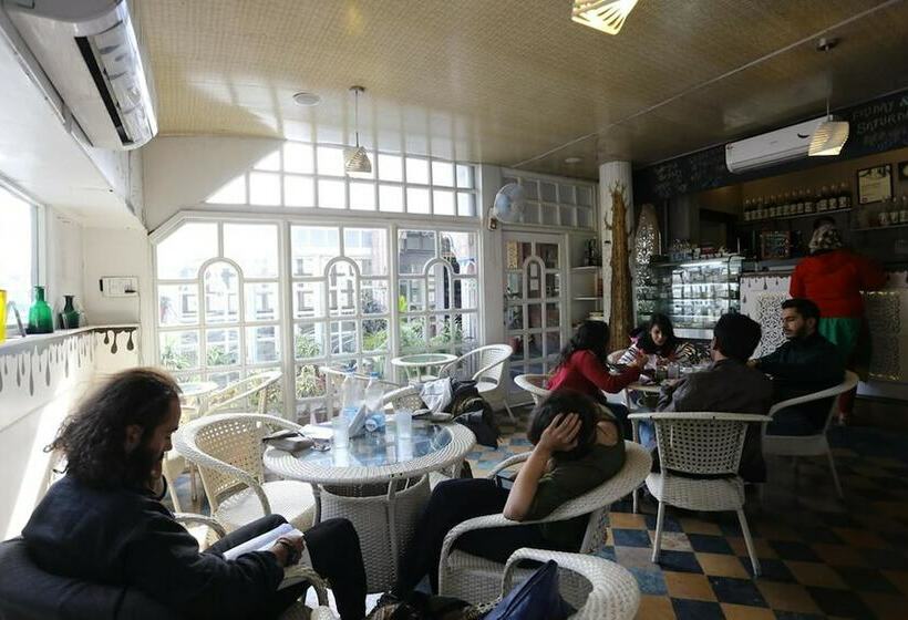 Отель Ratan Niwas