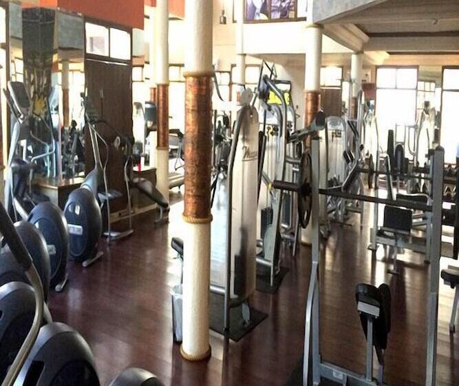 هتل Raybow International