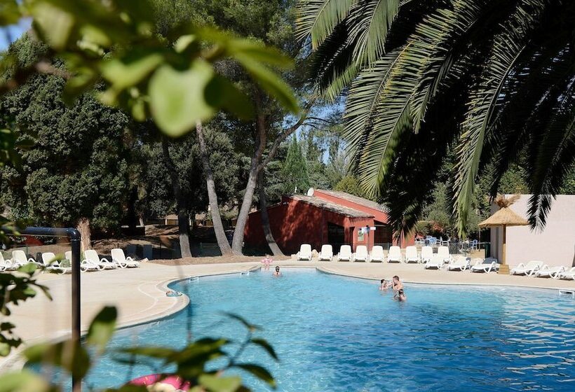هتل Residence Odalys Le Village Camarguais Les Gardians