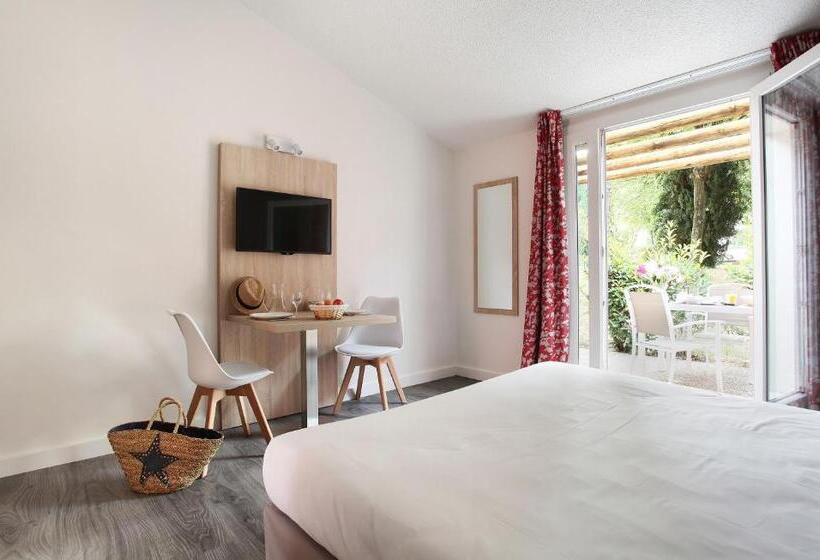 هتل Residence Odalys Le Village Camarguais Les Gardians