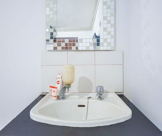 فندق Riverside Manado