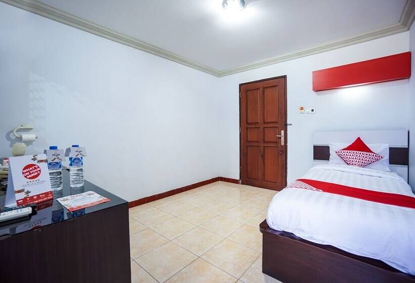 هتل Riverside Manado