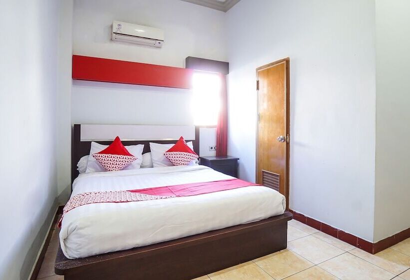 فندق Riverside Manado