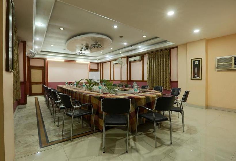 호텔 Rodili Residency