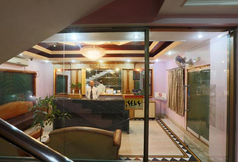 호텔 Rodili Residency