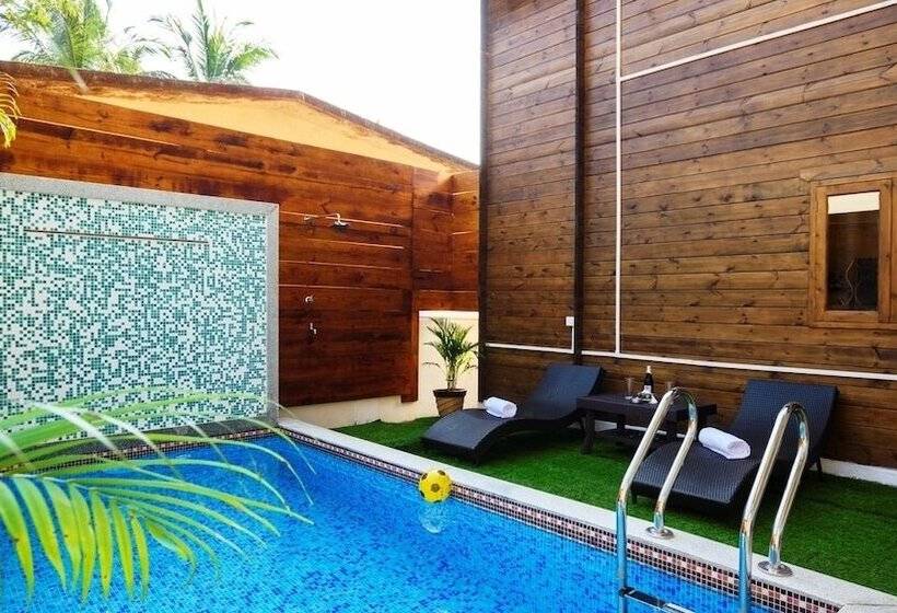 فندق Royal Woods