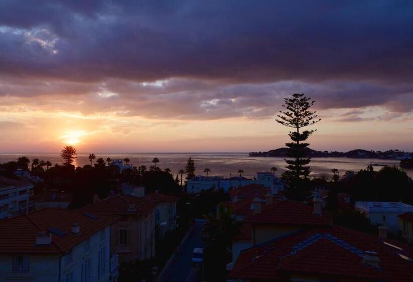 Отель Résidence Carlton Rénovée Avec Piscine