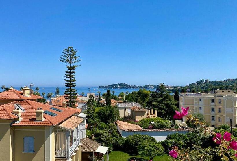 Отель Résidence Carlton Rénovée Avec Piscine