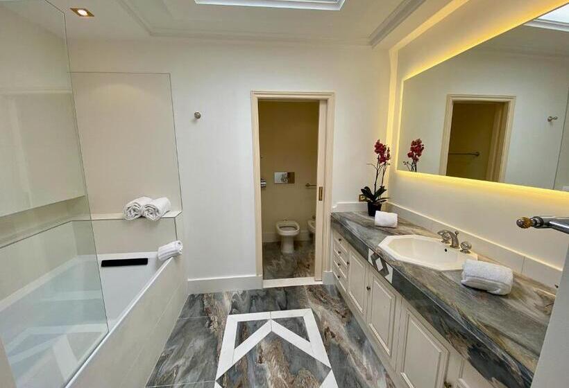 Отель Résidence Carlton Rénovée Avec Piscine