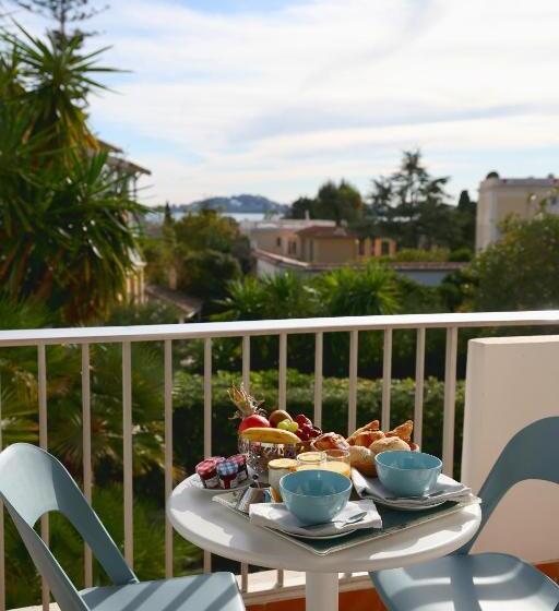 Отель Résidence Carlton Rénovée Avec Piscine