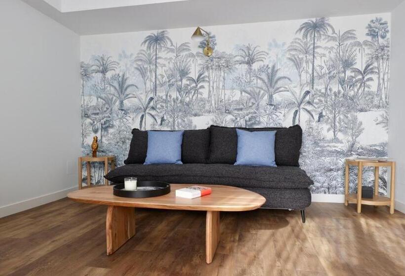 Отель Résidence Carlton Rénovée Avec Piscine