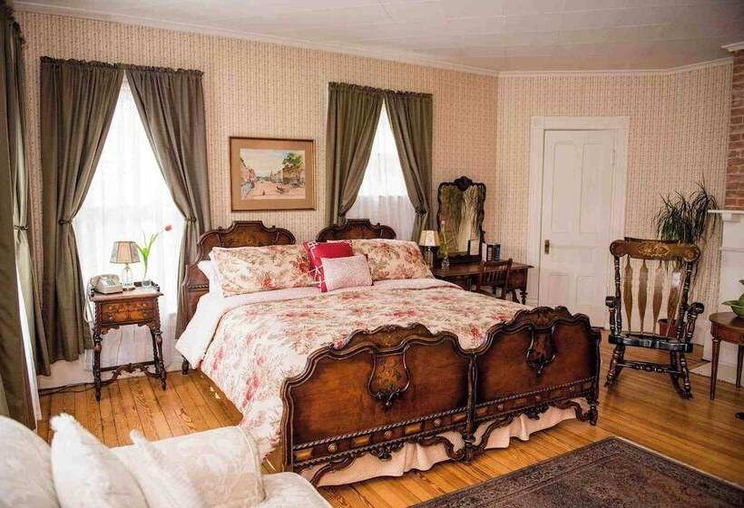 فندق Springside Inn