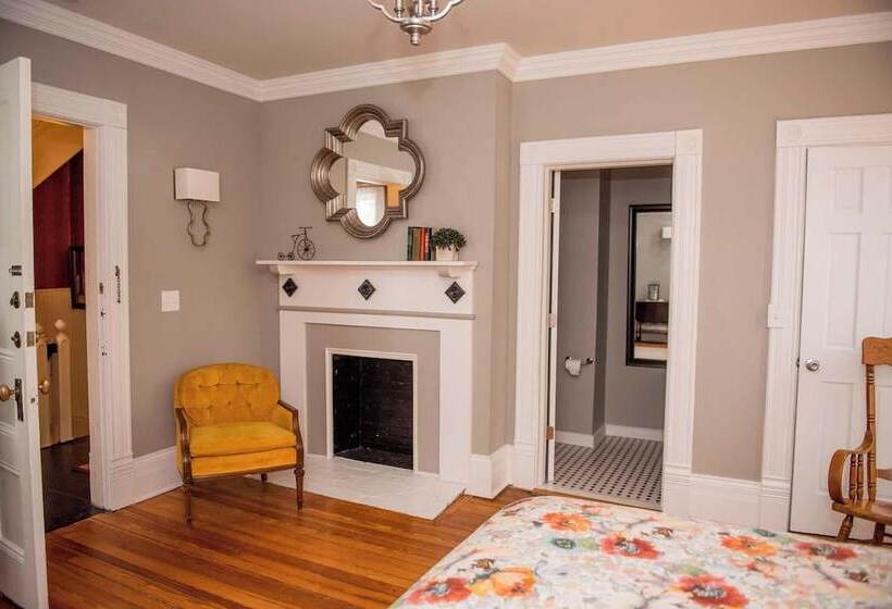 فندق Springside Inn