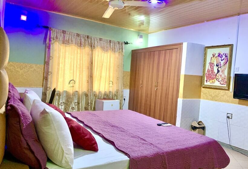 فندق Sundowner Lodge