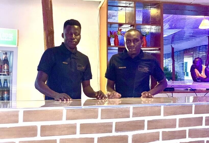 فندق Sundowner Lodge