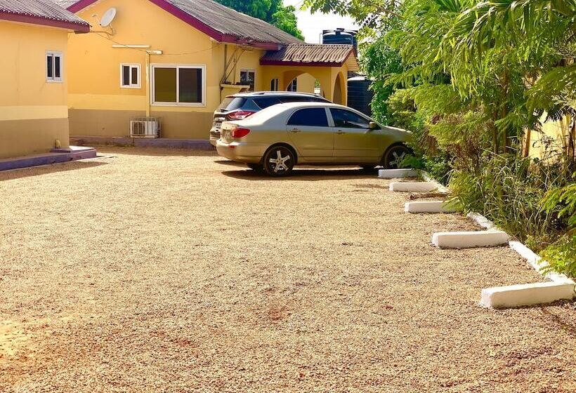 فندق Sundowner Lodge