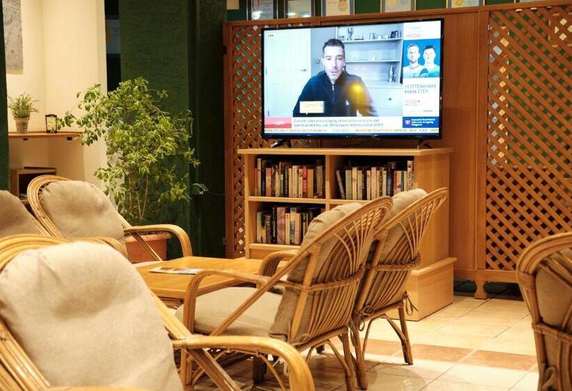 فندق Sunny Corfu Apartments