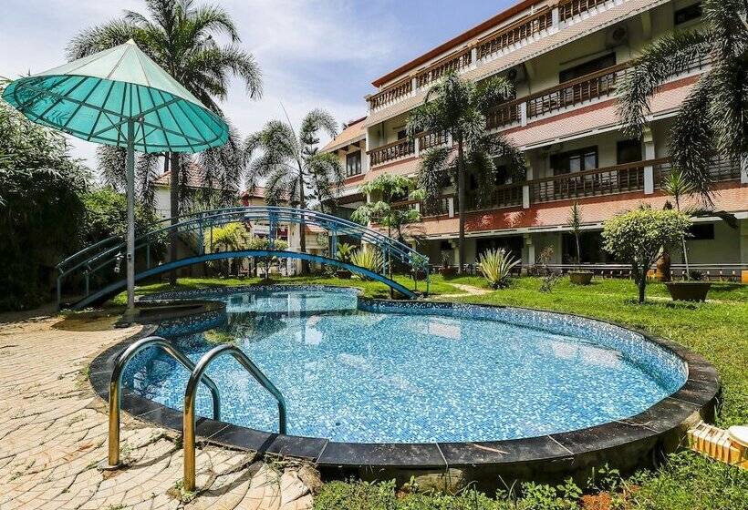 هتل The Byke Puja Samudra