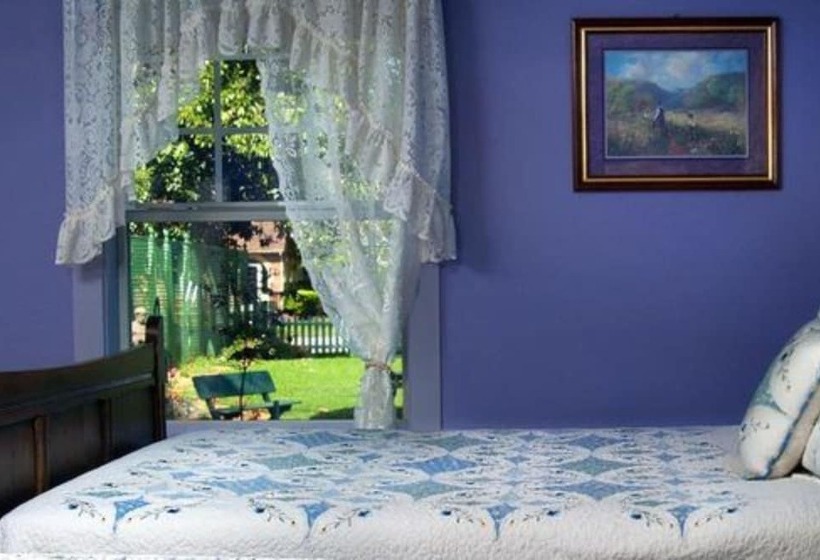 ホテル The Carriage House