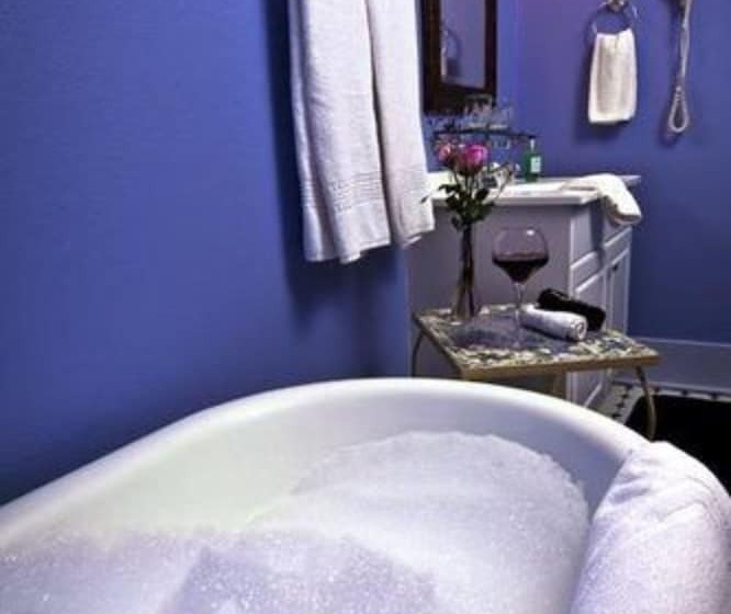 ホテル The Carriage House