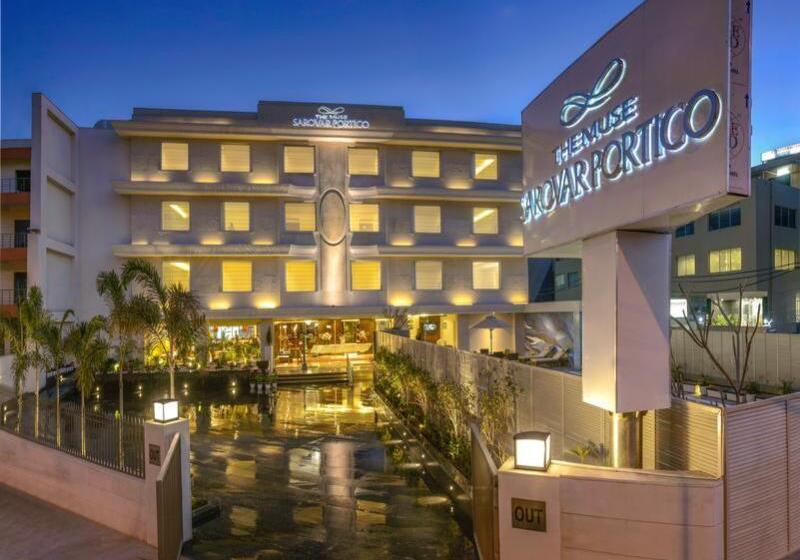 ホテル Deventure Sarovar Portico Kapashera, New Delhi