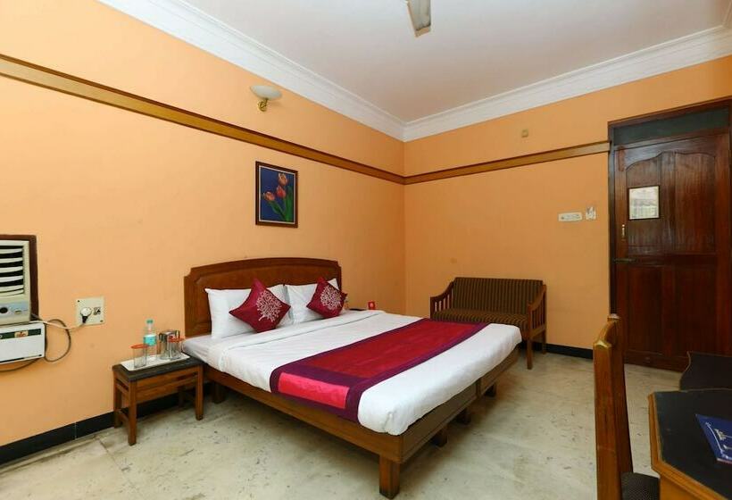 בית מלון כפרי The Park View Inn