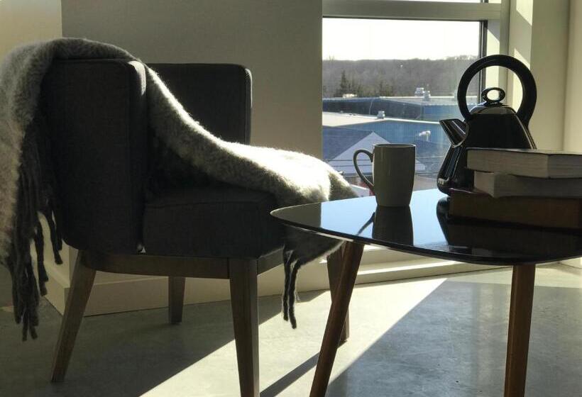 호텔 The Preston House And