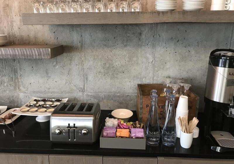 호텔 The Preston House And