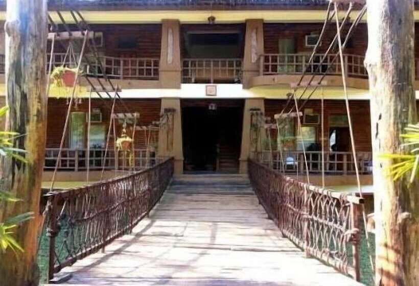 בית מלון כפרי The Rangers Reserve   Corbett