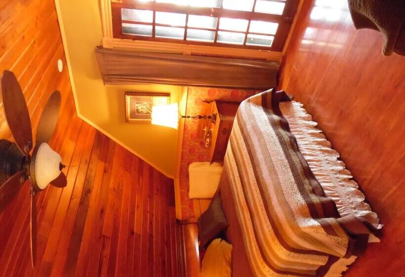 בית מלון כפרי The Sea Gypsy