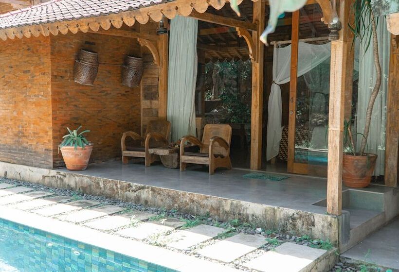 בית מלון כפרי Umadhatu Resort