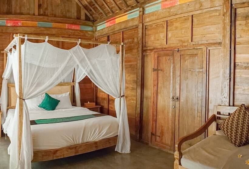 בית מלון כפרי Umadhatu Resort