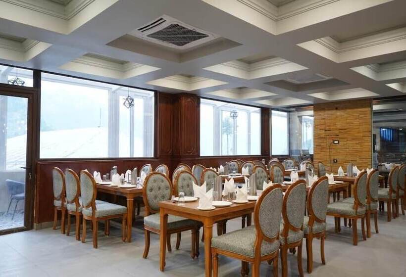 هتل Utopia Resorts & Spa