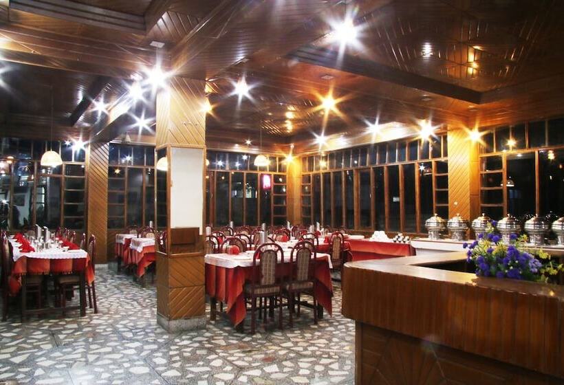 هتل Utopia Resorts & Spa