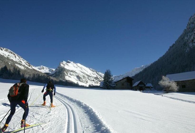 酒店 Vvf Queyras, Ceillac En Queyras