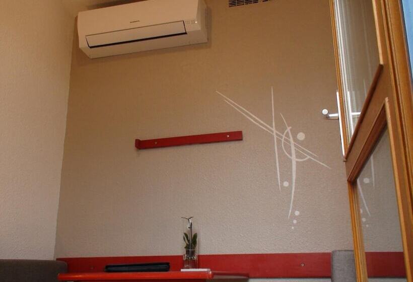 בית מלון כפרי Vvf Villages Les Portes Du Roussillon, Le Barcarès