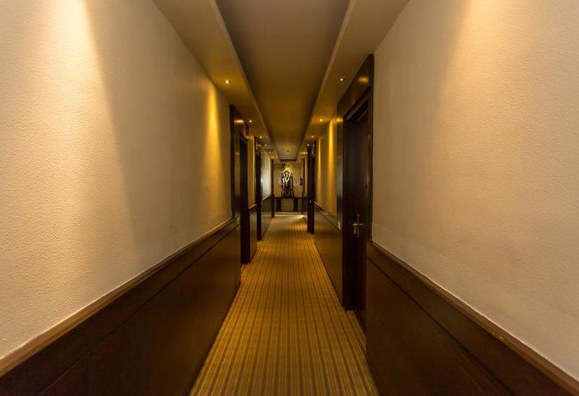 هتل Welcome   Fort