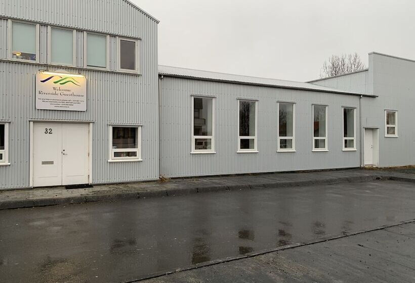 هتل Welcome Riverside Guesthouse