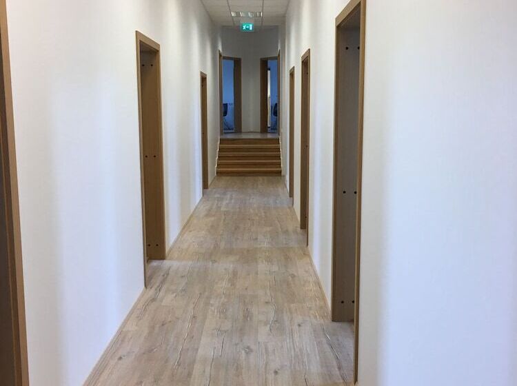 هتل Welcome Riverside Guesthouse