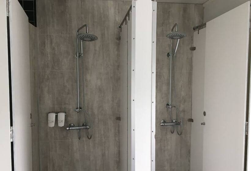 هتل Welcome Riverside Guesthouse