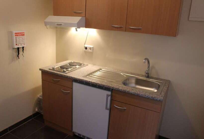 هتل Welcome Riverside Guesthouse