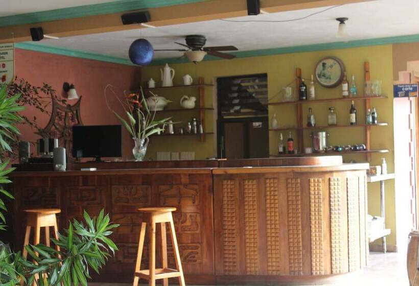 Le Jardin Hotel Restaurant