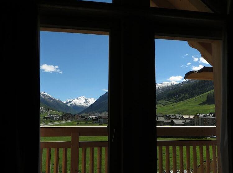 B&b Ecohotel Chalet Des Alpes