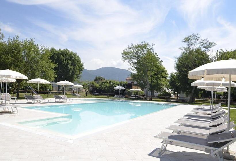 ホテル Agriturismo La Pisana