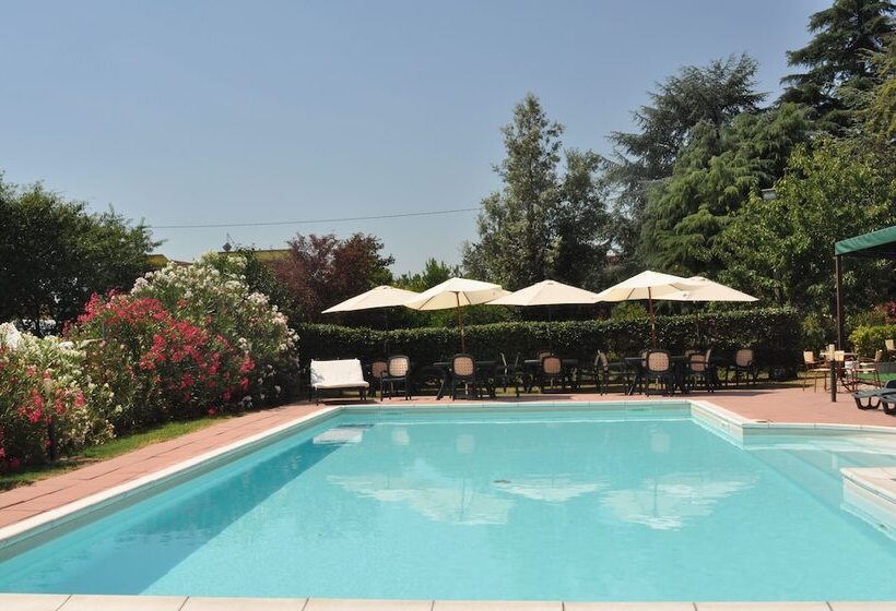 Отель Agriturismo La Prosciutta